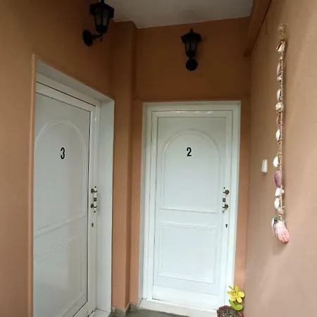 Apartment Pavlidis