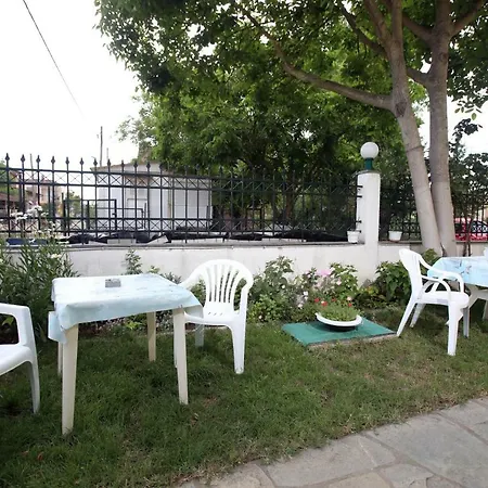 Pavlidis Apartment *