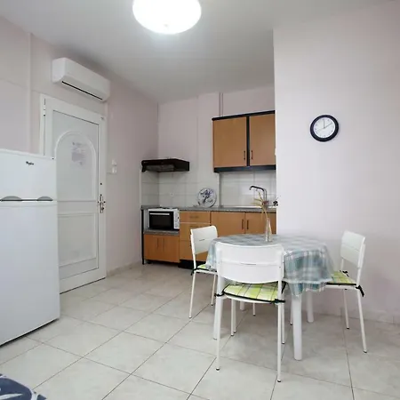 Pavlidis Apartment