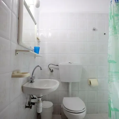 Apartment Pavlidis *